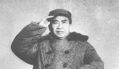 《朱德》