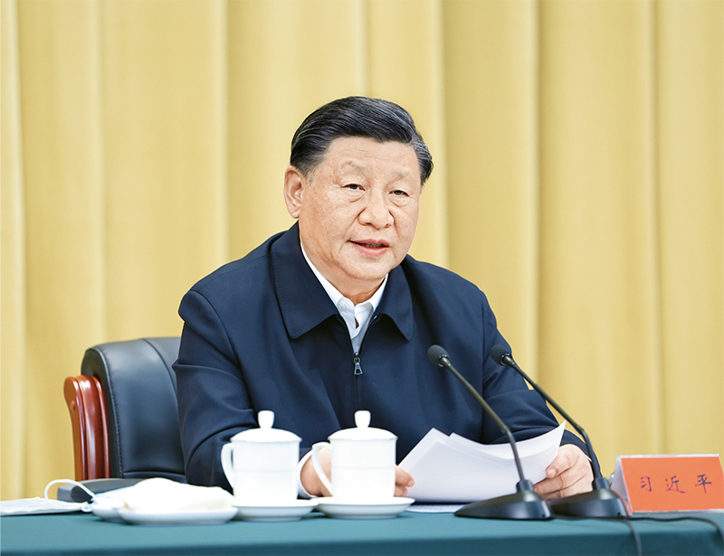 2023年6月2日,中共中央总书记、国家主席、中央军委主席习近平在北京出席文化传承发展座谈会并发表重要讲话。 新华社记者 鞠鹏/摄